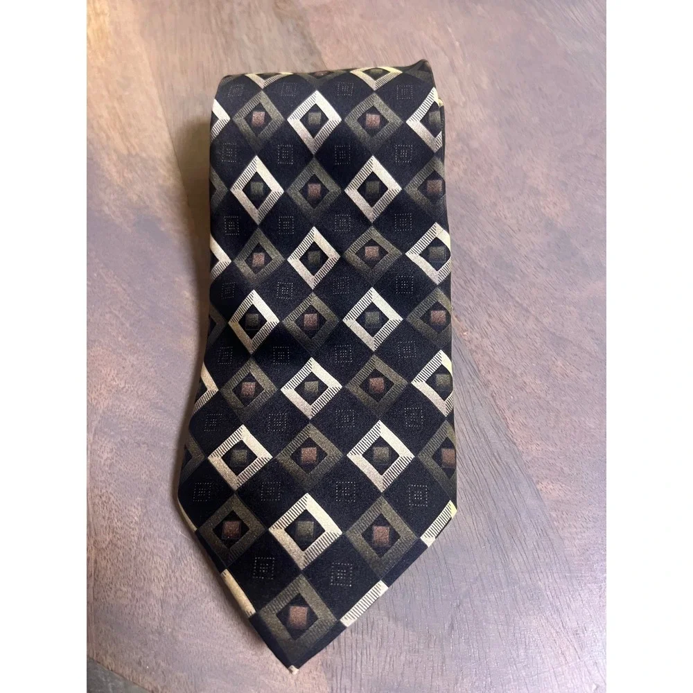 Harve Benard Mens Necktie 100% Silk Geometric‎ Diamond Black Gold One Size